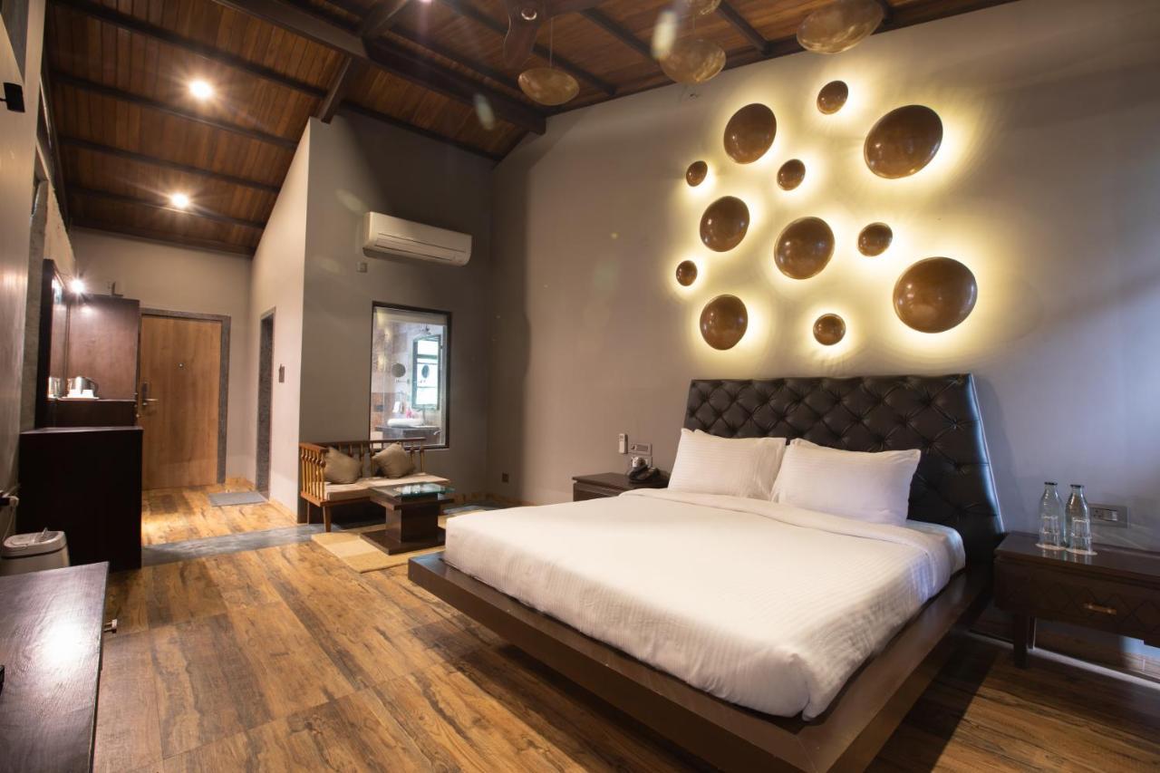 Encore A Boutique Resort Mulshi Bagian luar foto