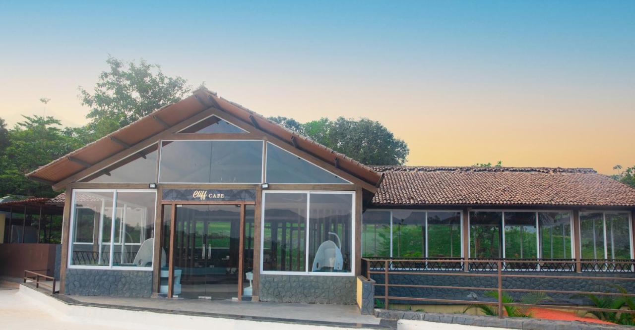 Encore A Boutique Resort Mulshi Bagian luar foto