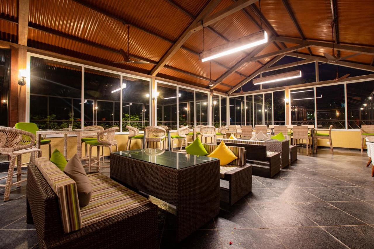 Encore A Boutique Resort Mulshi Bagian luar foto